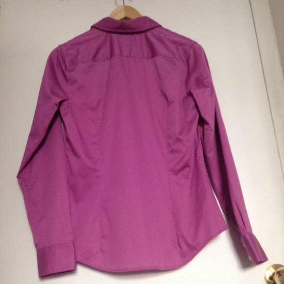 Banana Republic Womens Dress Shirt, Sz. 8 - Picture 5 of 9